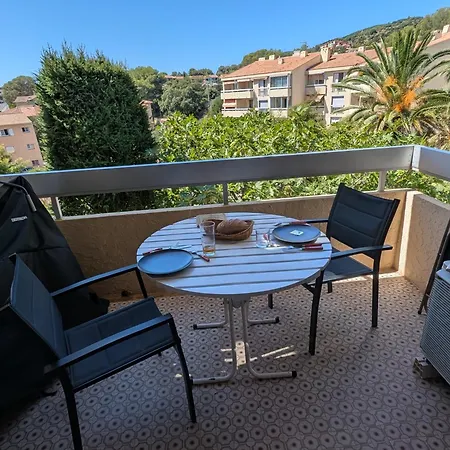 Superbe T2 à 3mn à Pied De La De Cap Long