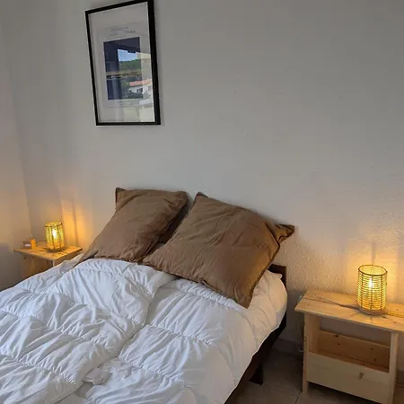 Appartement Superbe T2 à 3mn à Pied De La De Cap Long