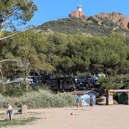 Appartement Superbe T2 à 3mn à Pied De La De Cap Long *