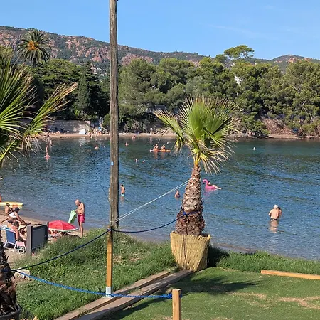 Superbe T2 à 3mn à Pied De La De Cap Long Appartement Saint-Raphaël