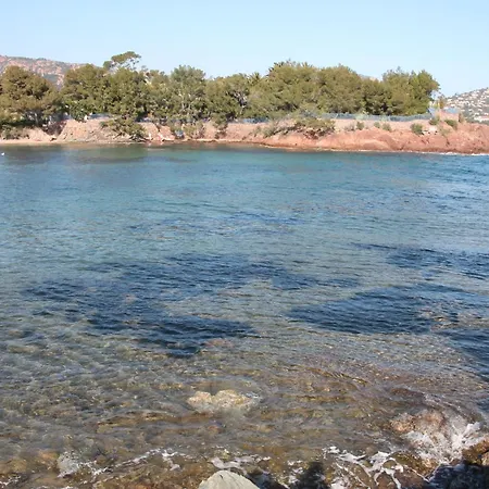 Superbe T2 à 3mn à Pied De La De Cap Long Appartement Saint-Raphaël