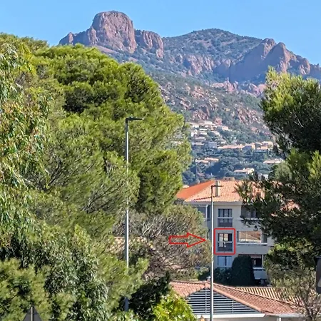 Superbe T2 à 3mn à Pied De La De Cap Long *