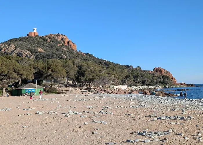 Superbe T2 A 3mn A Pied De La De Cap Long Apartman Saint-Raphaël