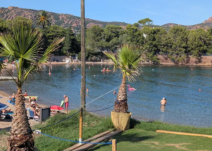 Superbe T2 A 3mn A Pied De La De Cap Long Apartment Saint-Raphael (Var)